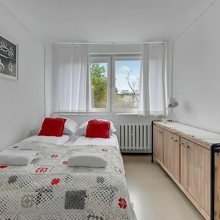 White Motlava By Grand Appartement